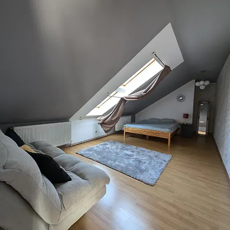 Apartment Urban Haven - Families & Groups - Free Parking
