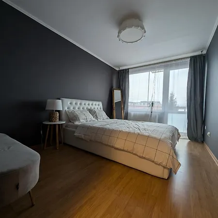 Urban Haven - Families & Groups - Free Parking Apartment *