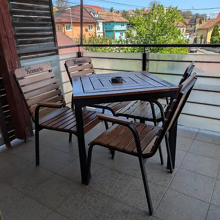 Urban Haven - Families & Groups - Free Parking Apartment Cluj-Napoca