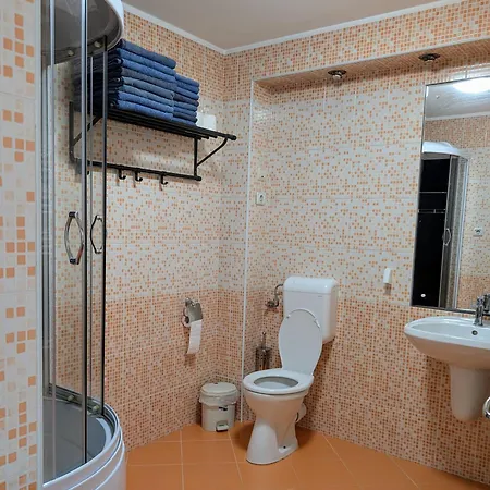 Urban Haven - Families & Groups - Free Parking Apartment Cluj-Napoca