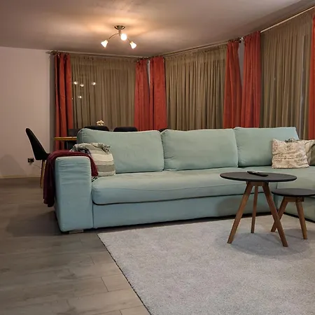 Appartement Spacious - Families & Groups - Free Parking *