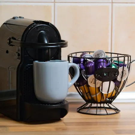 Spacious - Families & Groups - Free Parking 아파트