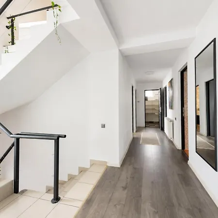 Spacious Apartment - Families&Groups - Free Parking * Cluj-Napoca