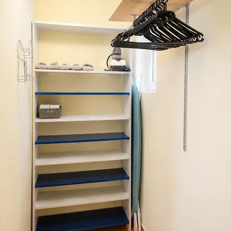 Urban Haven - Spacious 4Br Apartment For Groups And Families With Free Parking And Self Check-In Apartament