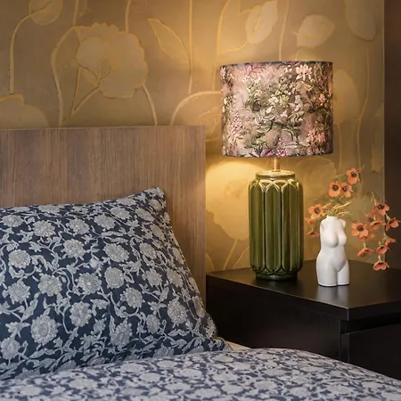 Urban Haven - Spacious 4br For Groups And Families With Free Parking And Self Check-in Apartament Cluj-Napoca
