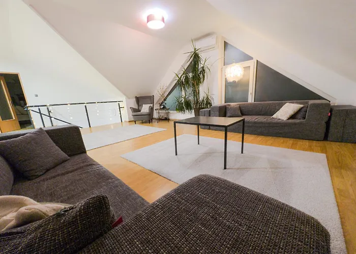 Apartament Spacious - Families & Groups - Free Parking Kluż-Napoka